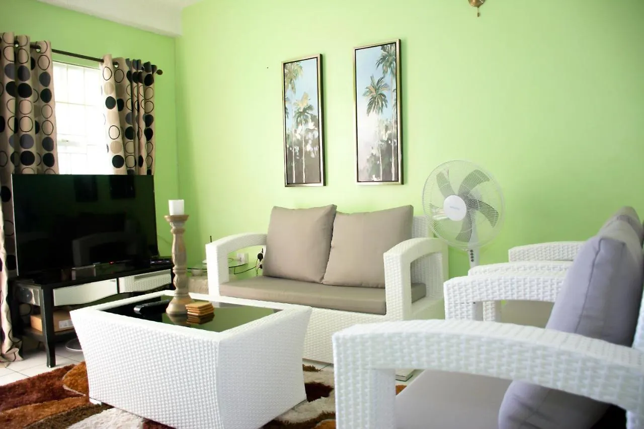 Guest house Silver View Apartments St. George's