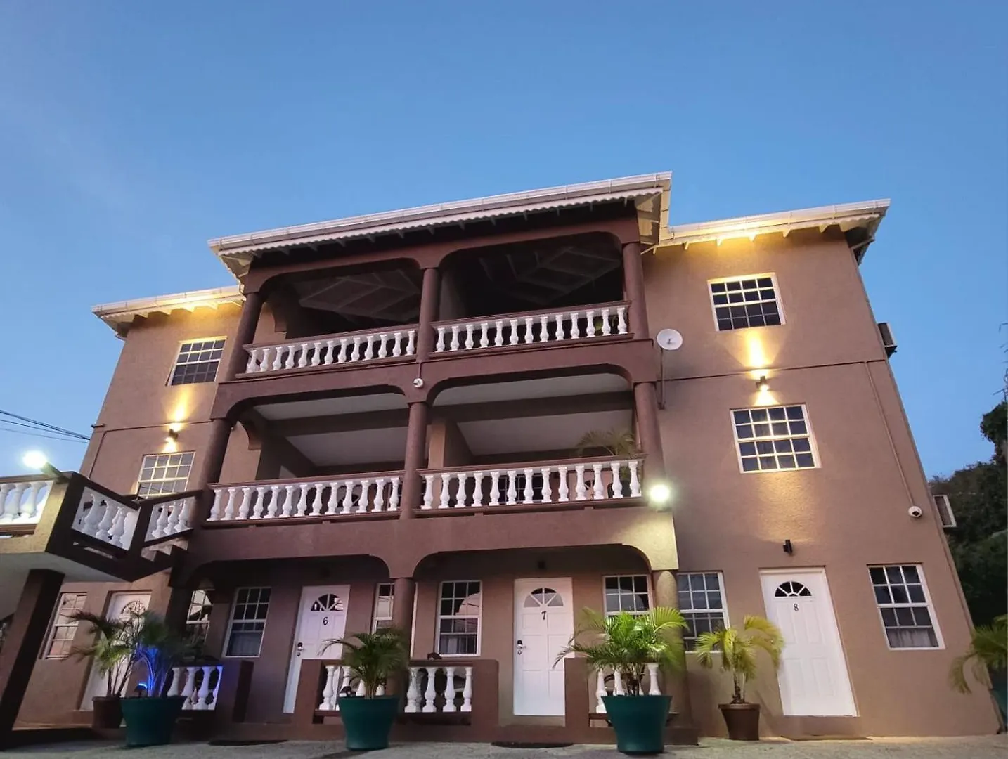 Silver View Apartments St. George's
