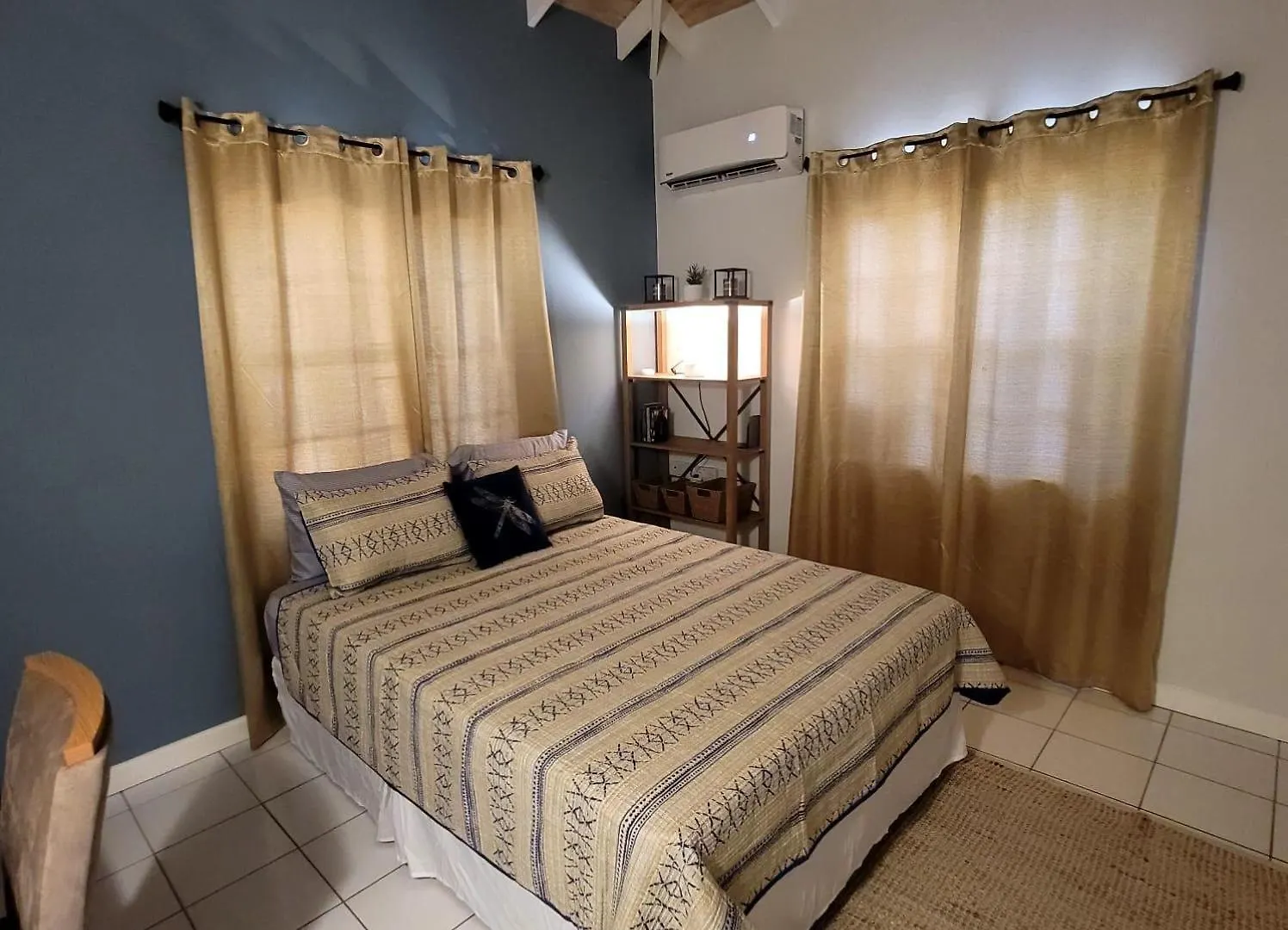 Silver View Apartments St. George's 0*,  Grenada